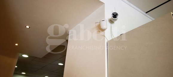 1غرفة مستودع في Carpinone, Italy رقم 92208 12