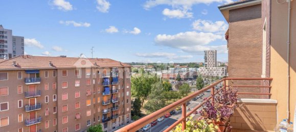 1 bedroom Apartment in Milan, Italy No. 319877 8