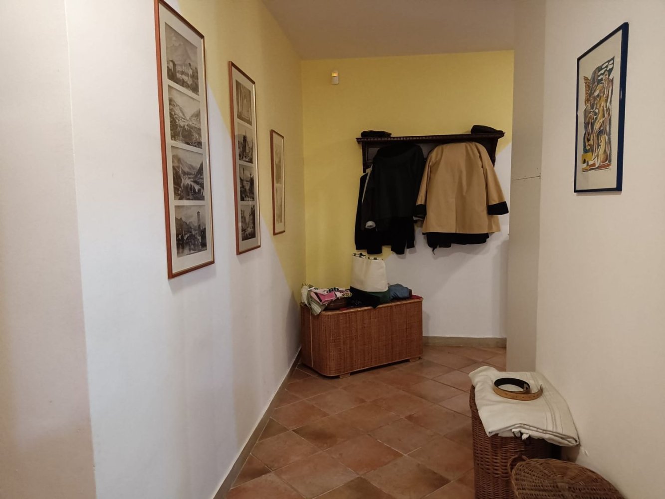 10 rooms Villa in Latina, Italy No. 220356