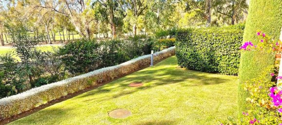 2 bedrooms Apartment in Benahavis, Spain No. 42645 10