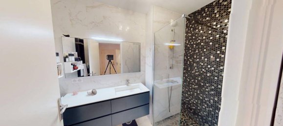 2 bedrooms Apartment in Le Cannet, France No. 331821 4