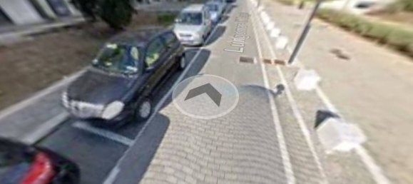 101m² Commercial property in Bari, Italy No. 306919 4