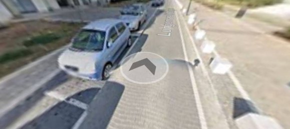 101m² Commercial property in Bari, Italy No. 306919 3