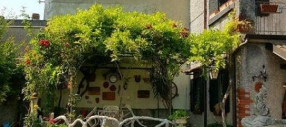 3 Schlafzimmer Villa in Stradella, Italy, Nr. 304853 2