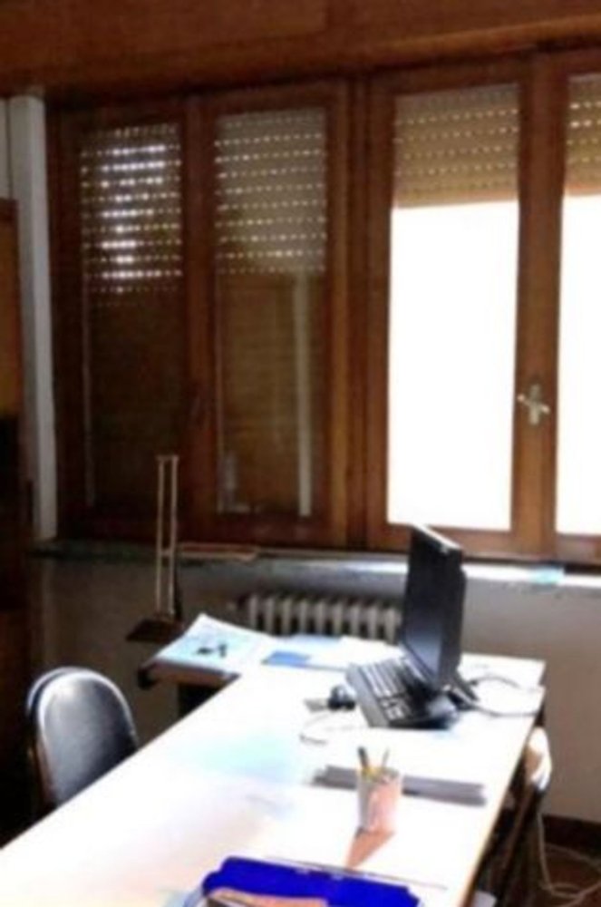 Villa T6 em Magenta, Italy N.º 116382