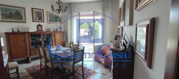 5 rooms Apartment in Florence, Italy No. 269411 8