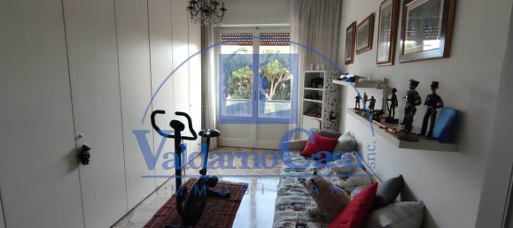 5 rooms Apartment in Florence, Italy No. 269411 19
