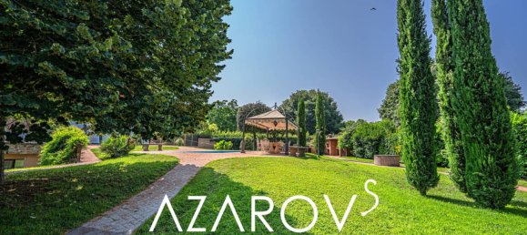 6 bedrooms Villa in Rome, Italy No. 356882 5