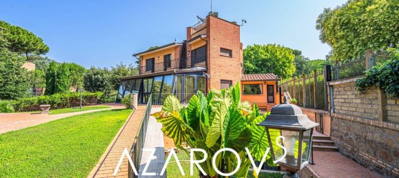 6 bedrooms Villa in Rome, Italy No. 356882 14