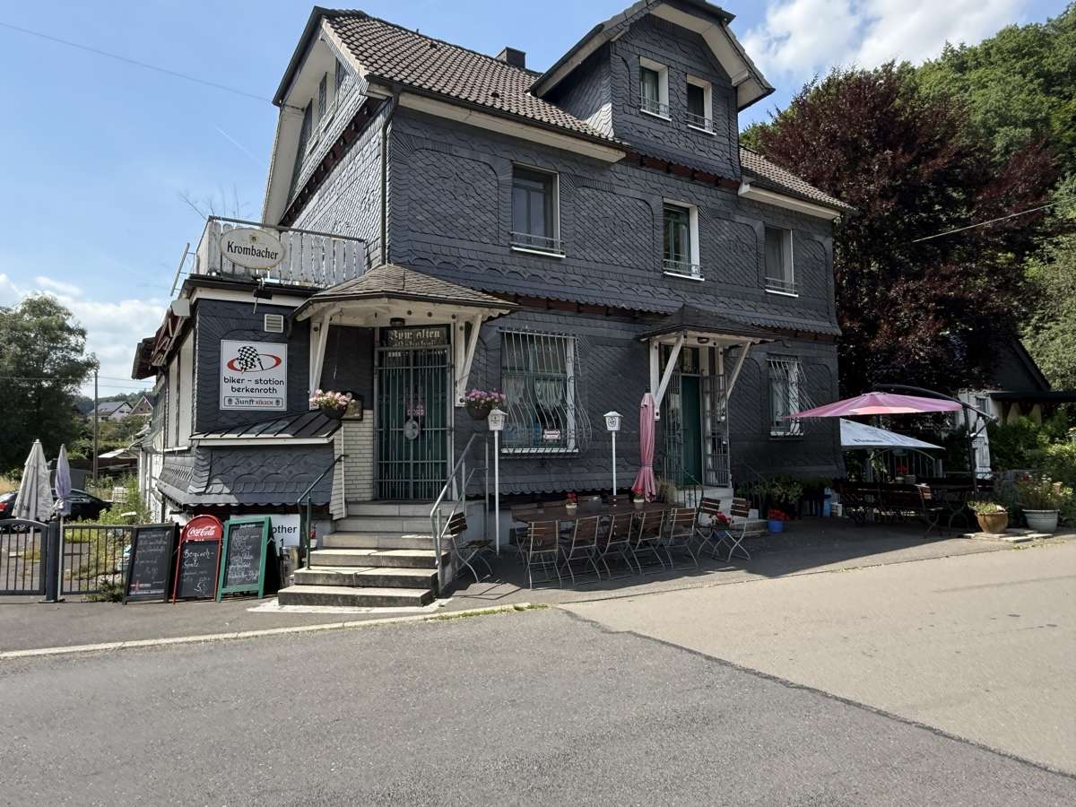 6-salle Café / restaurant à Oberbergischer, Germany No. 238917