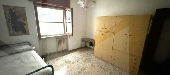 Квартира с 3 комнатами в Барлетта, Италия № 26592 22