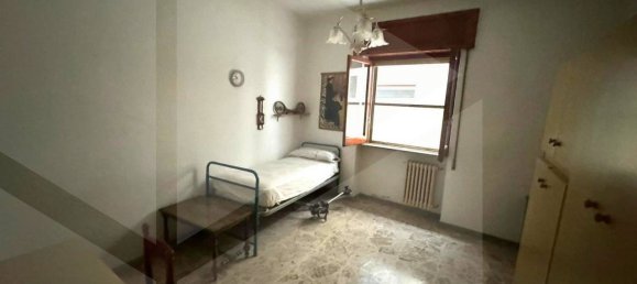 Квартира с 3 комнатами в Барлетта, Италия № 26592 24