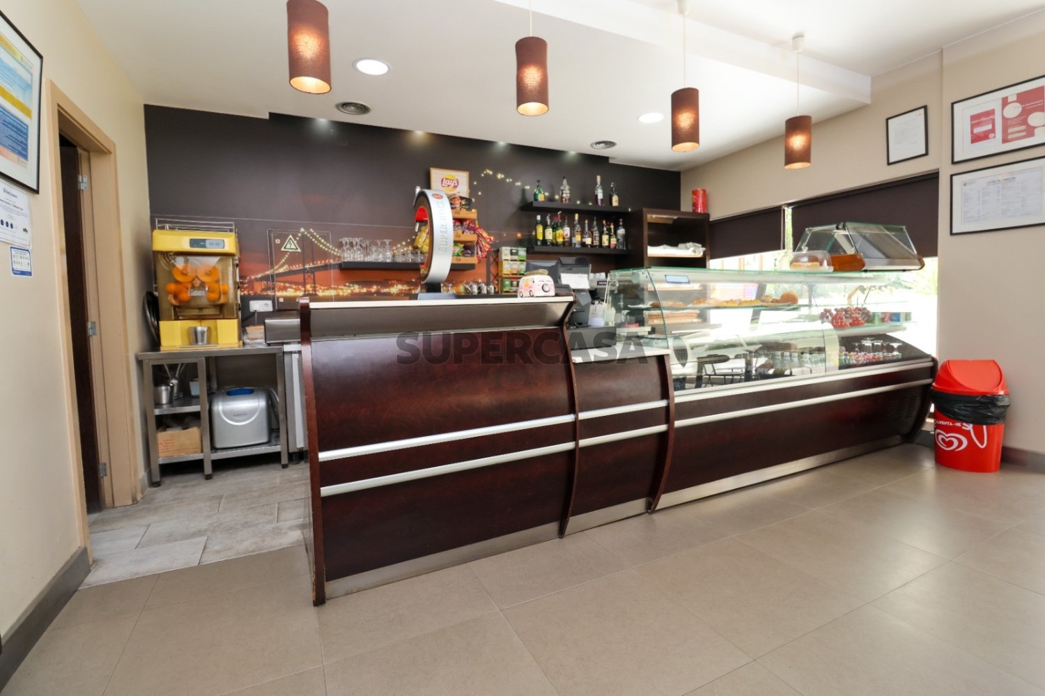  عقار تجاري في Cascais, Portugal 117متر مربع رقم 233964