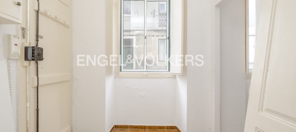 8 bedrooms Building in Lisbon, Portugal No. 104582 13