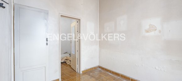 8 bedrooms Building in Lisbon, Portugal No. 104582 5