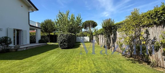 11 rooms Villa in Forte dei Marmi, Italy No. 304287 8