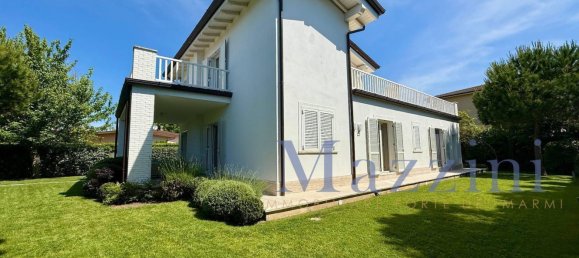 11 rooms Villa in Forte dei Marmi, Italy No. 304287 5