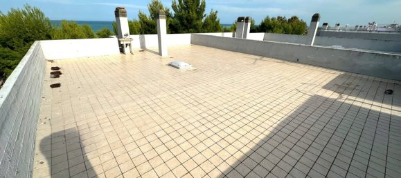 Apartamento de 3 habitaciónes en Martinsicuro, Italy No. 344389 3