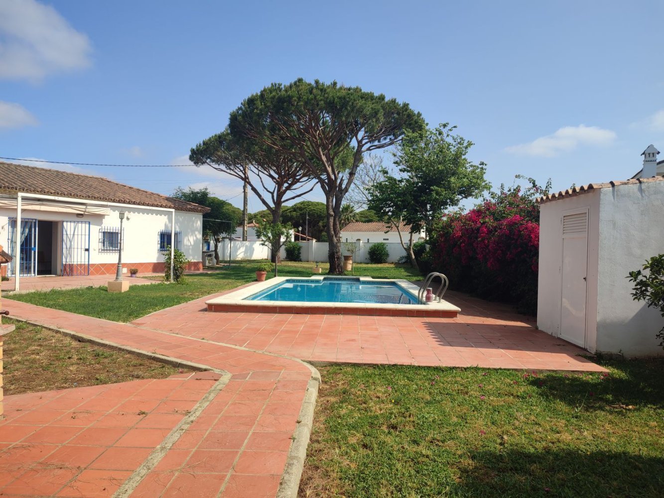 Casa de 3 dormitorios en Cádiz, Spain No. 154605