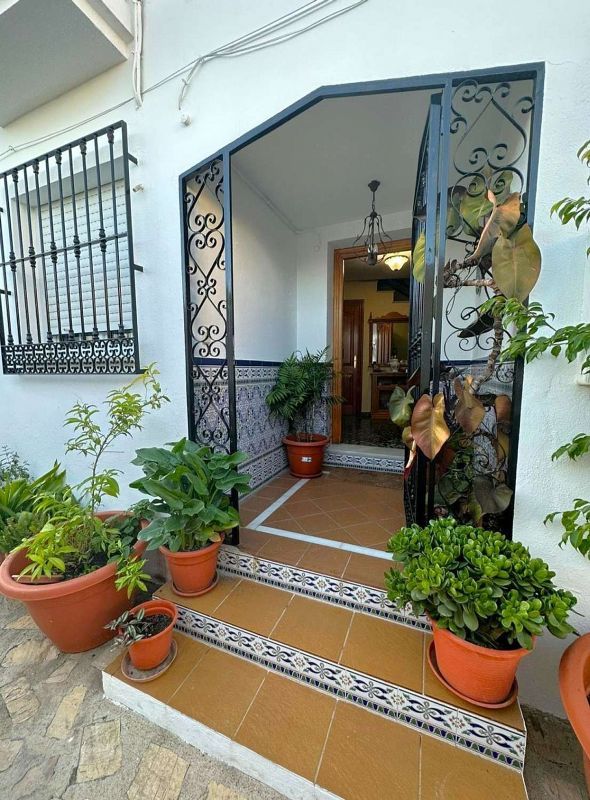 Casa de 5 dormitorios en Salobreña, Spain No. 219568