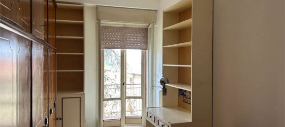 7 rooms Apartment in Perugia, Italy No. 288528 11