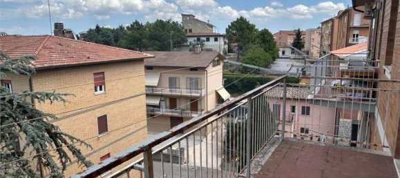 7 rooms Apartment in Perugia, Italy No. 288528 9