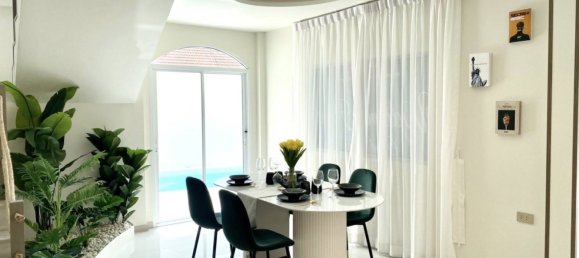 5 Schlafzimmer Haus in Chon Buri, Thailand, Nr. 62140 8