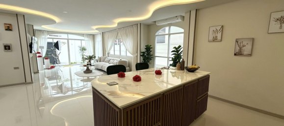 5 Schlafzimmer Haus in Chon Buri, Thailand, Nr. 62140 9