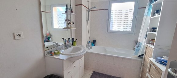 Casa T3 em Saint-Philbert-de-Grand-Lieu, France N.º 97680 7