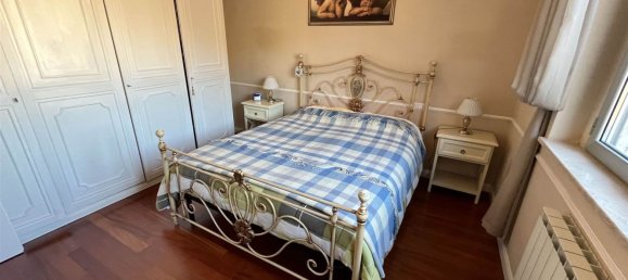 2 rooms Apartment in Foligno, Italy No. 114992 5