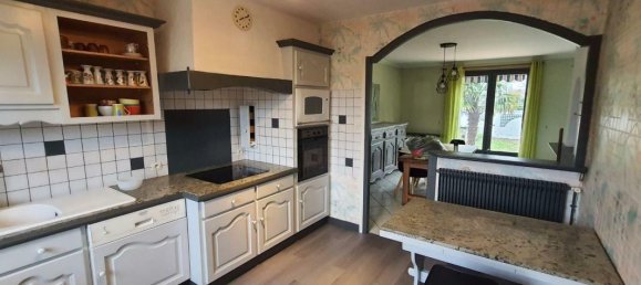 4 bedrooms House in Saint-Etienne-du-Rouvray, France No. 361546 11