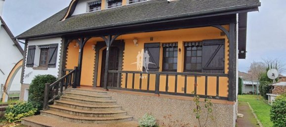 4 bedrooms House in Saint-Etienne-du-Rouvray, France No. 361546 3