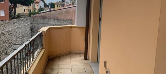 3غرفة شقة في Livorno, Italy رقم 70882 25