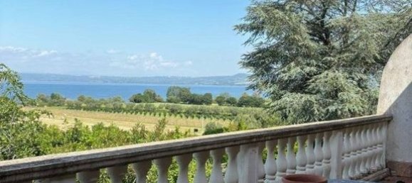4 bedrooms Villa in Bolsena, Italy No. 116102 4
