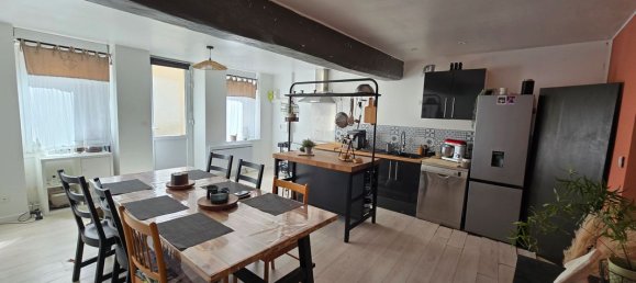 Casa de 3 dormitorios en Mayenne, France No. 342027 2