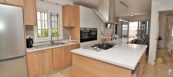 3 chambres Maison à Alicante, Spain No. 182031 9