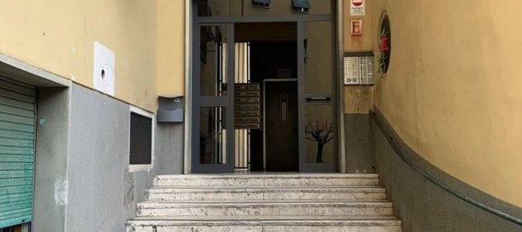 4 bedrooms Apartment in Rome, Italy No. 380340 4