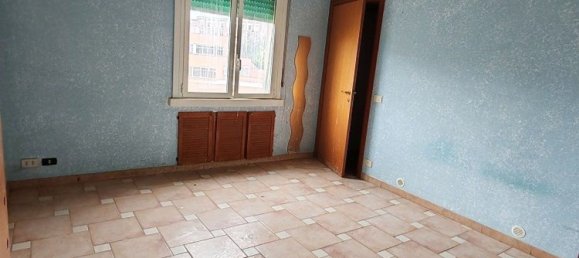 4 bedrooms Apartment in Rome, Italy No. 380340 12