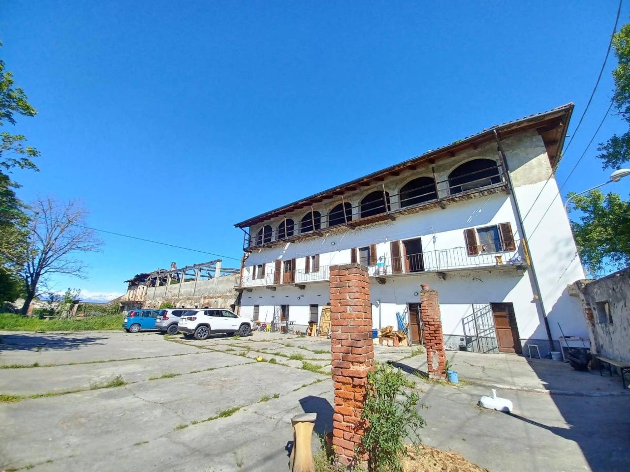 13غرفة منزل في Verolengo, Italy رقم 171980