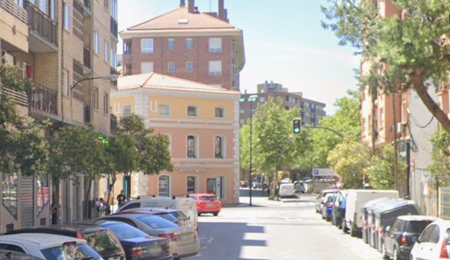 2 bedrooms Apartment in Zaragoza, Spain No. 261529