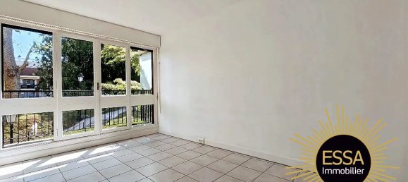 Apartamento de 3 dormitorios en Yvelines, France No. 325460 7