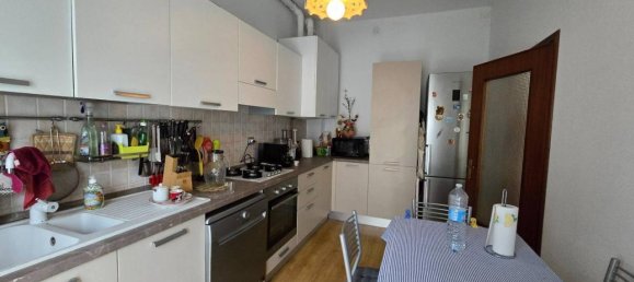 Apartamento de 3 divisões em Reggio Emilia, Italy N.º 136605 12