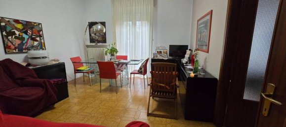 Apartamento de 3 divisões em Reggio Emilia, Italy N.º 136605 21