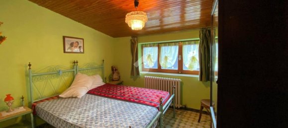 Квартира с 4 комнатами в Фрассино, Италия № 33721 5