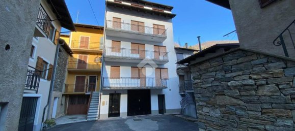 Квартира с 4 комнатами в Фрассино, Италия № 33721 16