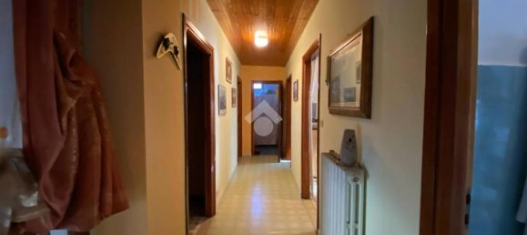 Квартира с 4 комнатами в Фрассино, Италия № 33721 4