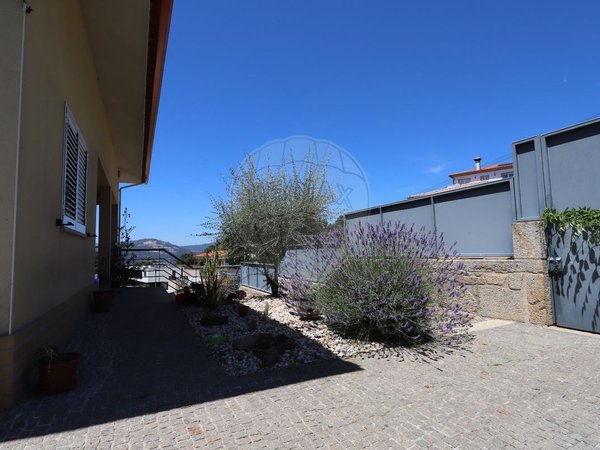 Casa T3 em Ponte de Lima, Portugal N.º 185948