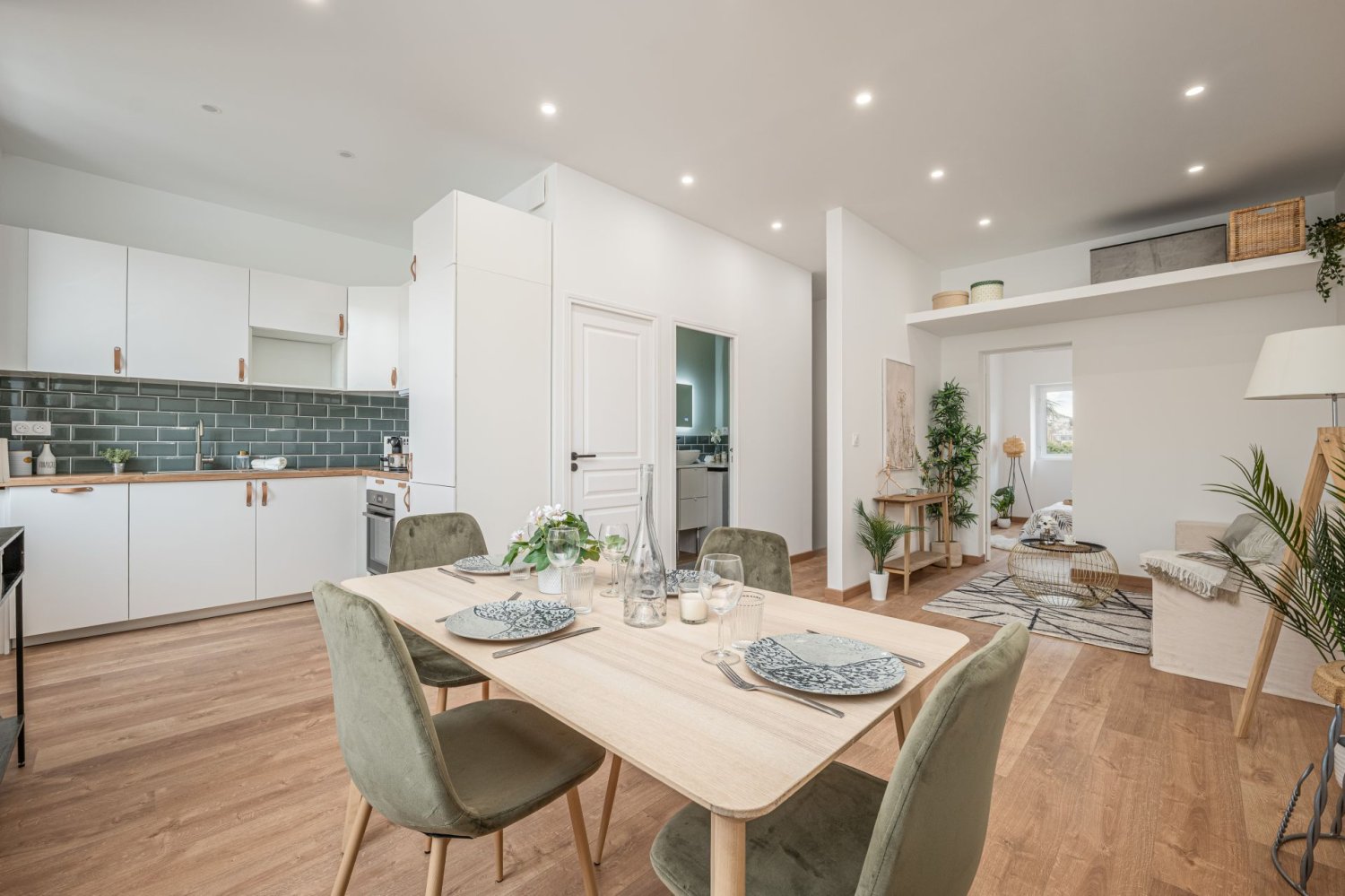 2 bedrooms Apartment in Marseille, France No. 317686