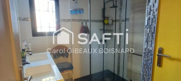 2 bedrooms House in Eure-et-Loir, France No. 158479 6