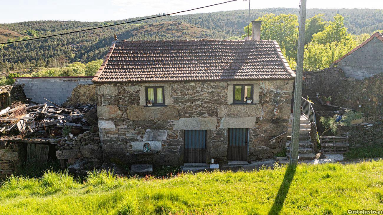 2 bedrooms House in Montalegre, Portugal No. 19908